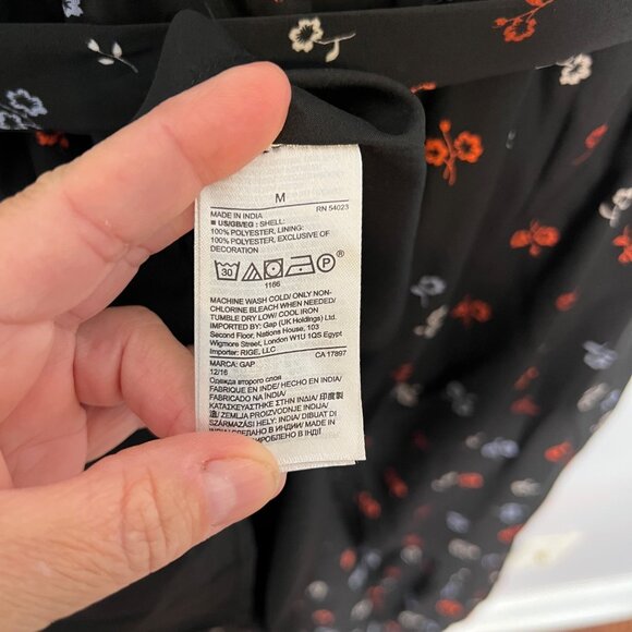 Gap Black Sleeveless Floral Maxi Dress Embroidered Vneck Wimsygoth Boho size Med - Picture 6 of 10